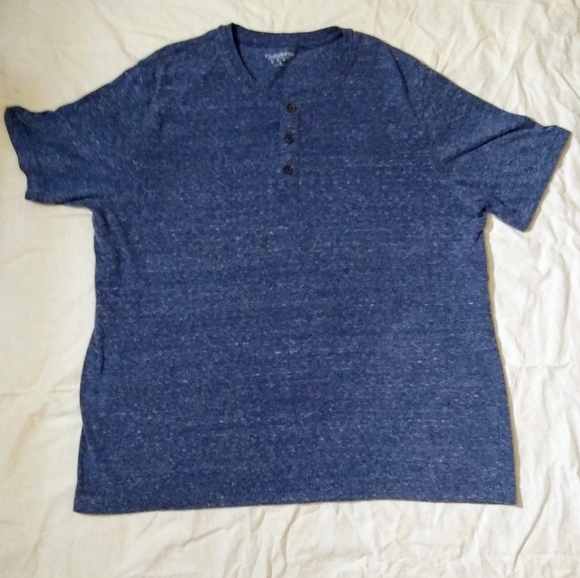 🔥30% Off Men's Croft & Barrow Blue 3 button pullover short sleeve shirt sz L - Picture 1 of 3